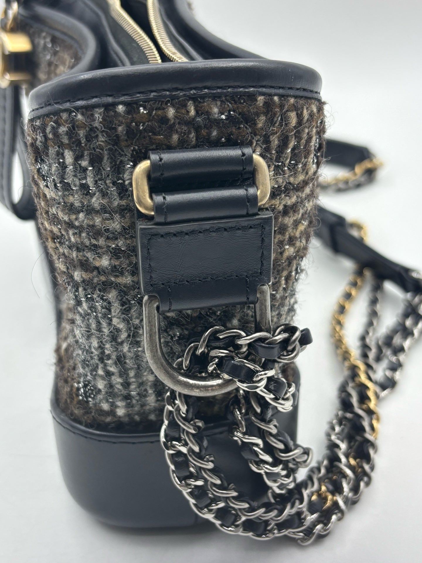 Chanel - Gabrielle Hobo Bag - Tweed and Leather - Multicolour - (Small)
