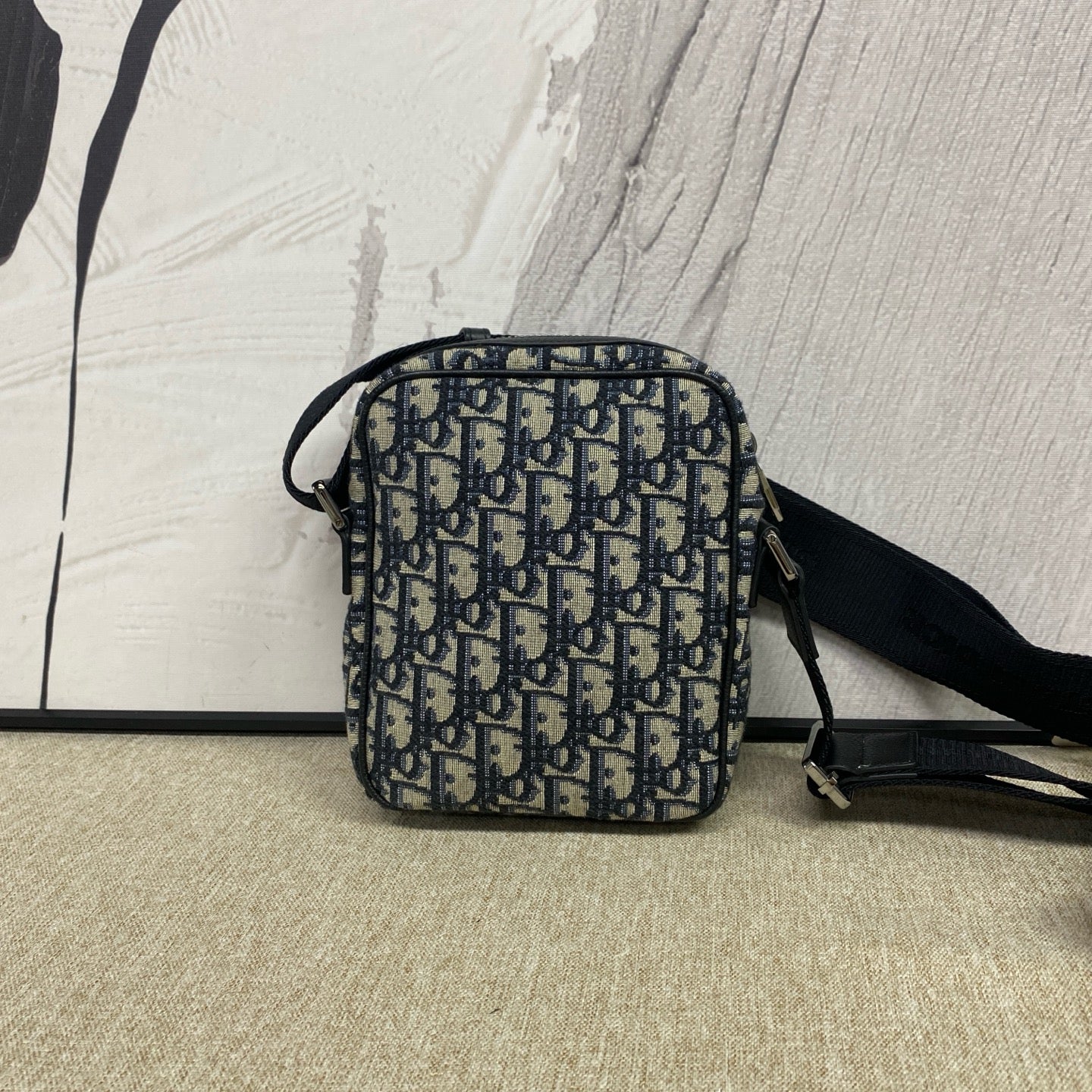 Dior - Oblique Messenger Pouch - Embroidered canvas with leather trim - Multicolour - (Small)