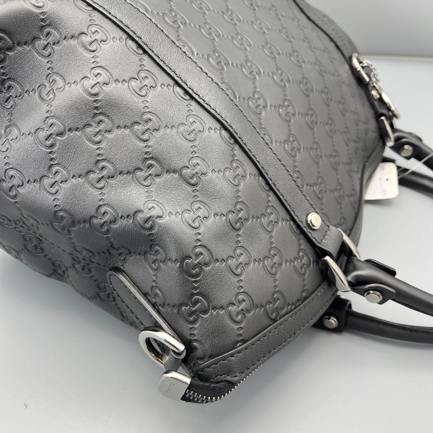 Gucci - Guccissima Top Handle Bag - Leather - Black - (medium)