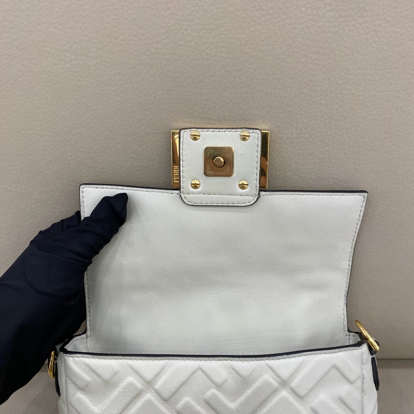 Fendi - Embossed Baguette Mini - Leather - White - (mini)