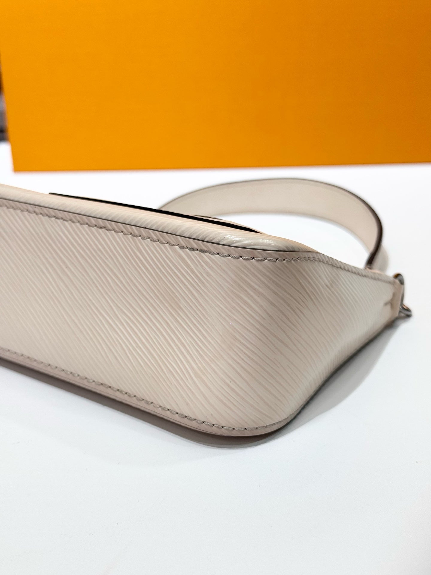Louis Vuitton - Marellini - Epi leather with Monogram canvas accent - Beige - (mini)