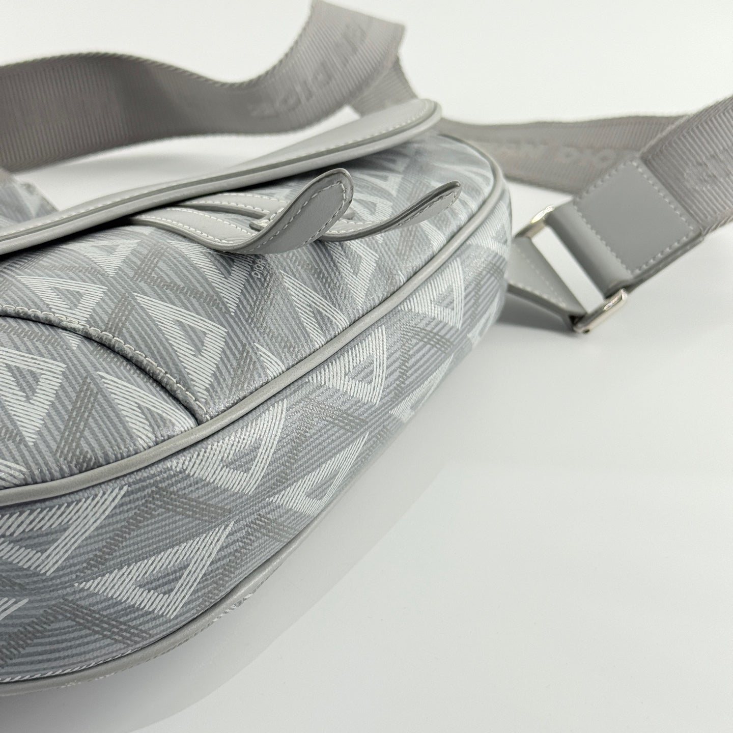 Dior - Saddle Bag - Dior Gravity technical fabric and smooth calfskin leather - Grey - (medium)