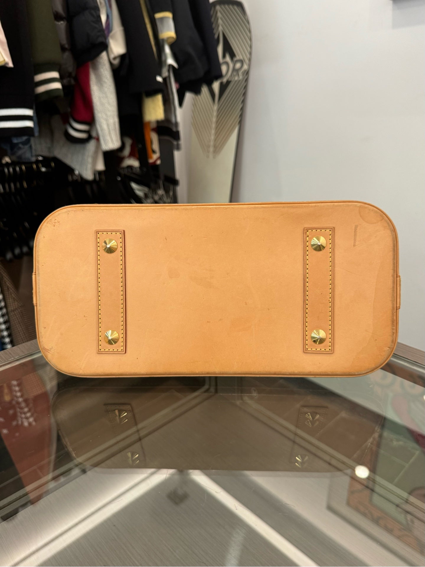 Louis Vuitton - Alma PM (Takashi Murakami Limited Edition Rivet) - Monogram Multicolore coated canvas with natural vachetta leather trim - Black - (medium)
