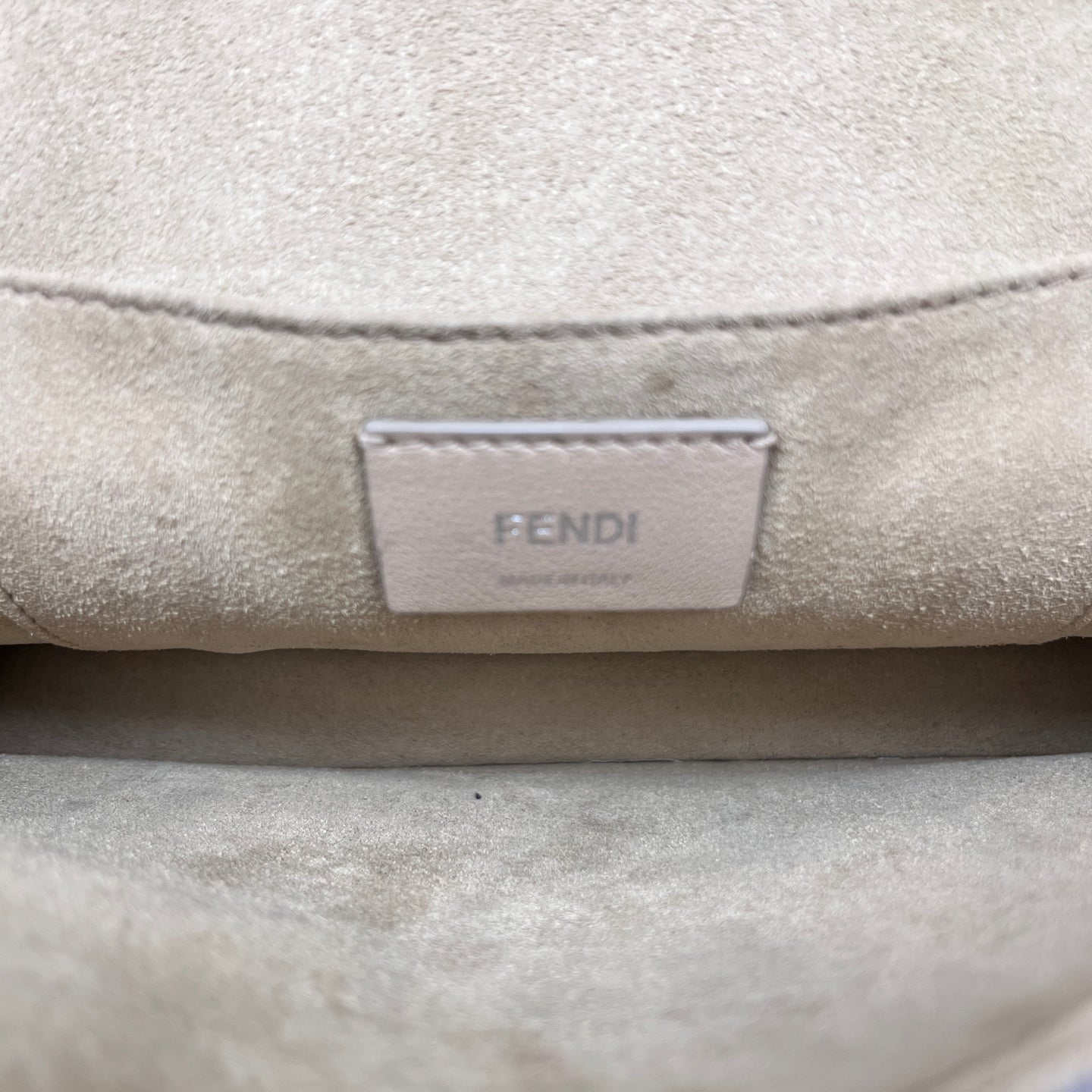 Fendi - Kan I - Leather - White - (medium)
