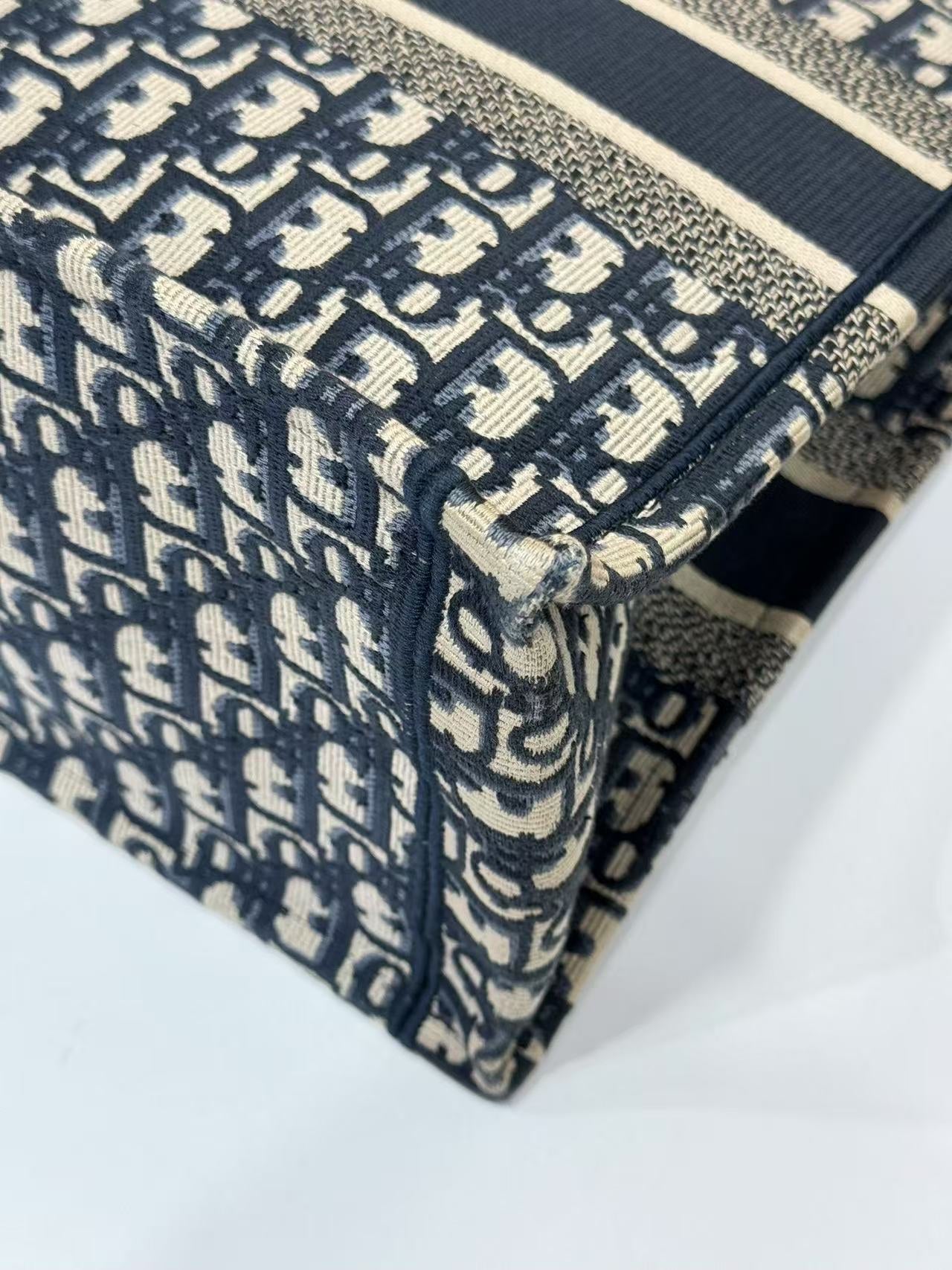 Dior - Book Tote - Embroidered canvas - Beige and Blue - (medium)
