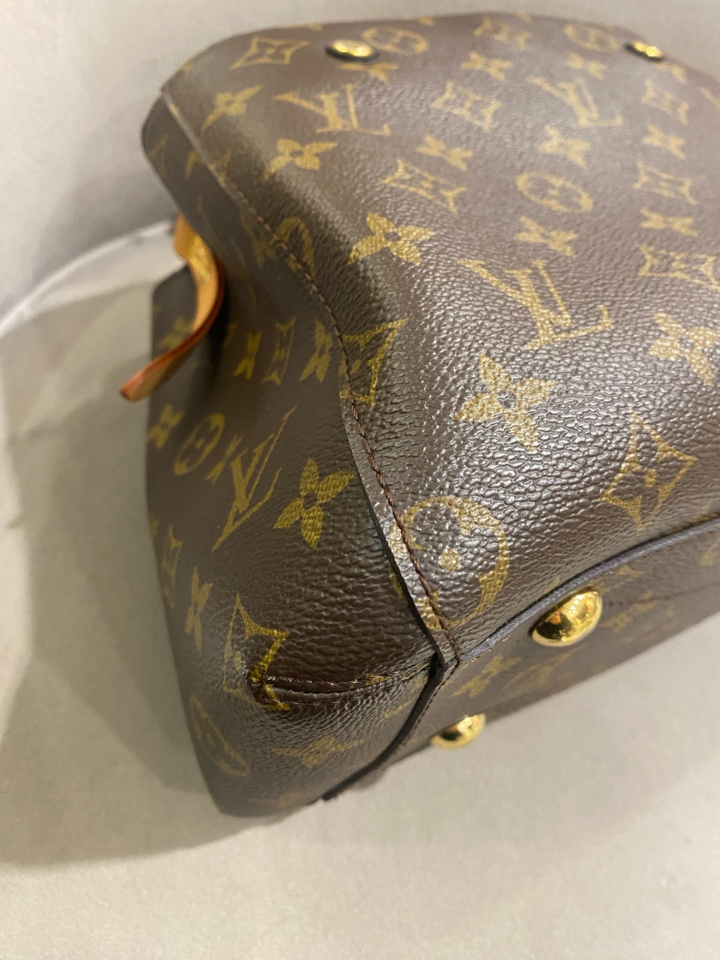 Louis Vuitton - Montaigne BB - Monogram coated canvas with natural Vachetta leather trim - Brown - (Small)