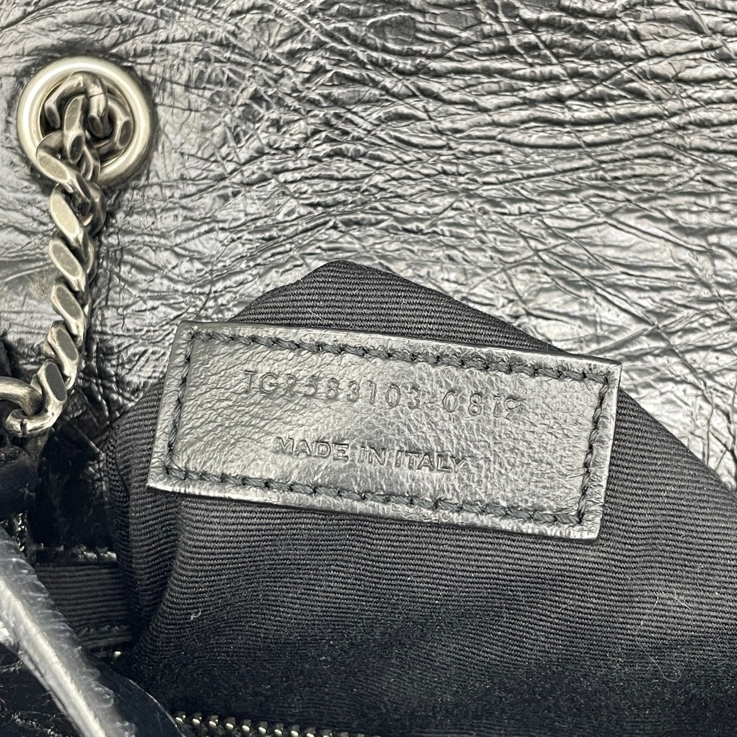 Saint Laurent - Niki Chain Bag - Distressed calfskin leather - Black - (mini)