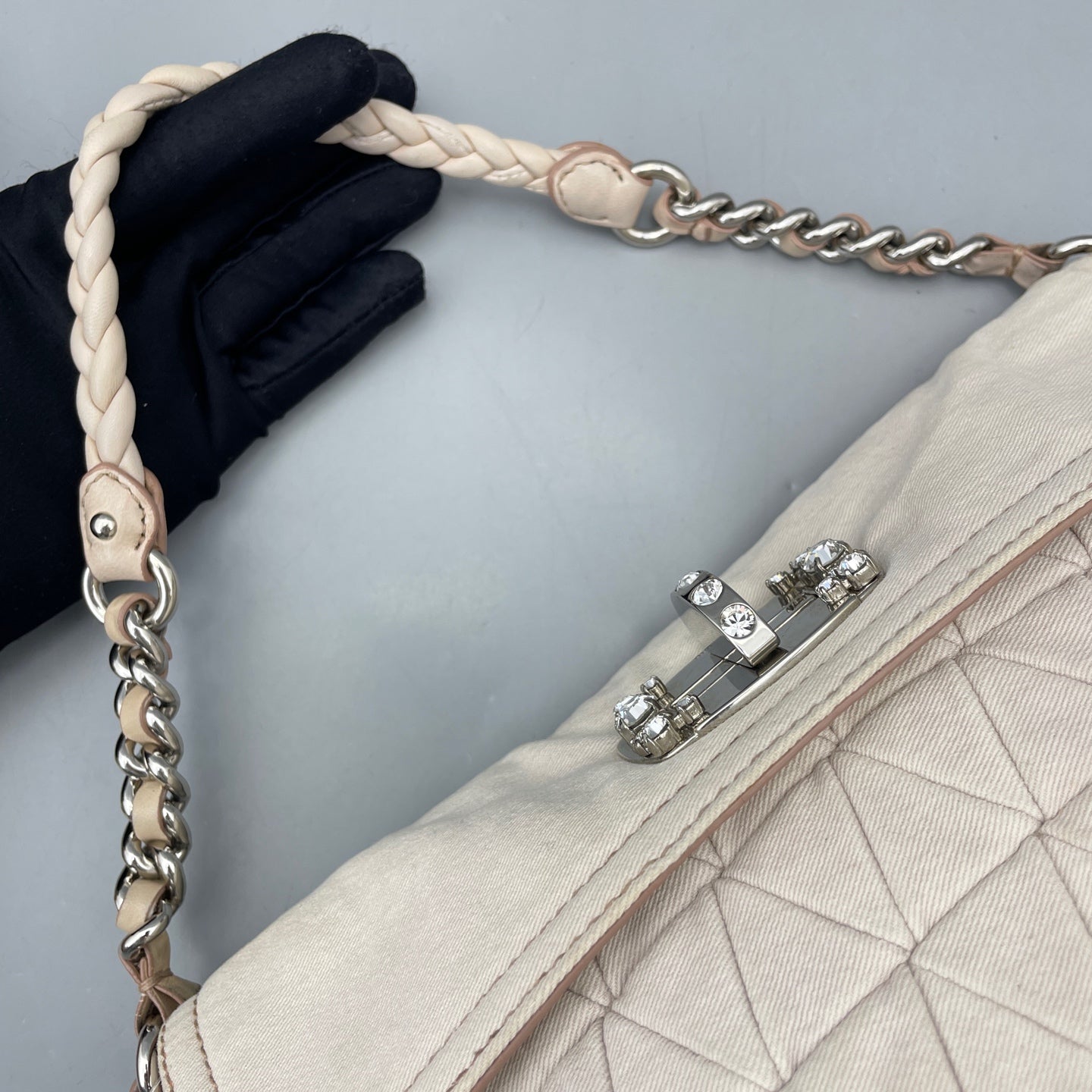 Miu Miu - Jeweled Chain Pleated Flap Bag - Fabric with leather trim - White - (Medium)