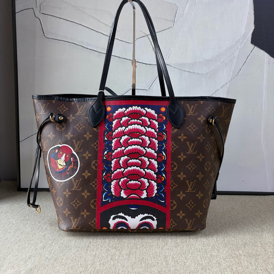 Louis Vuitton - Neverfull MM Kansai Yamamoto Kabuki Face Edition - Monogram coated canvas with leather trim - Brown, Multicolour - (Medium)