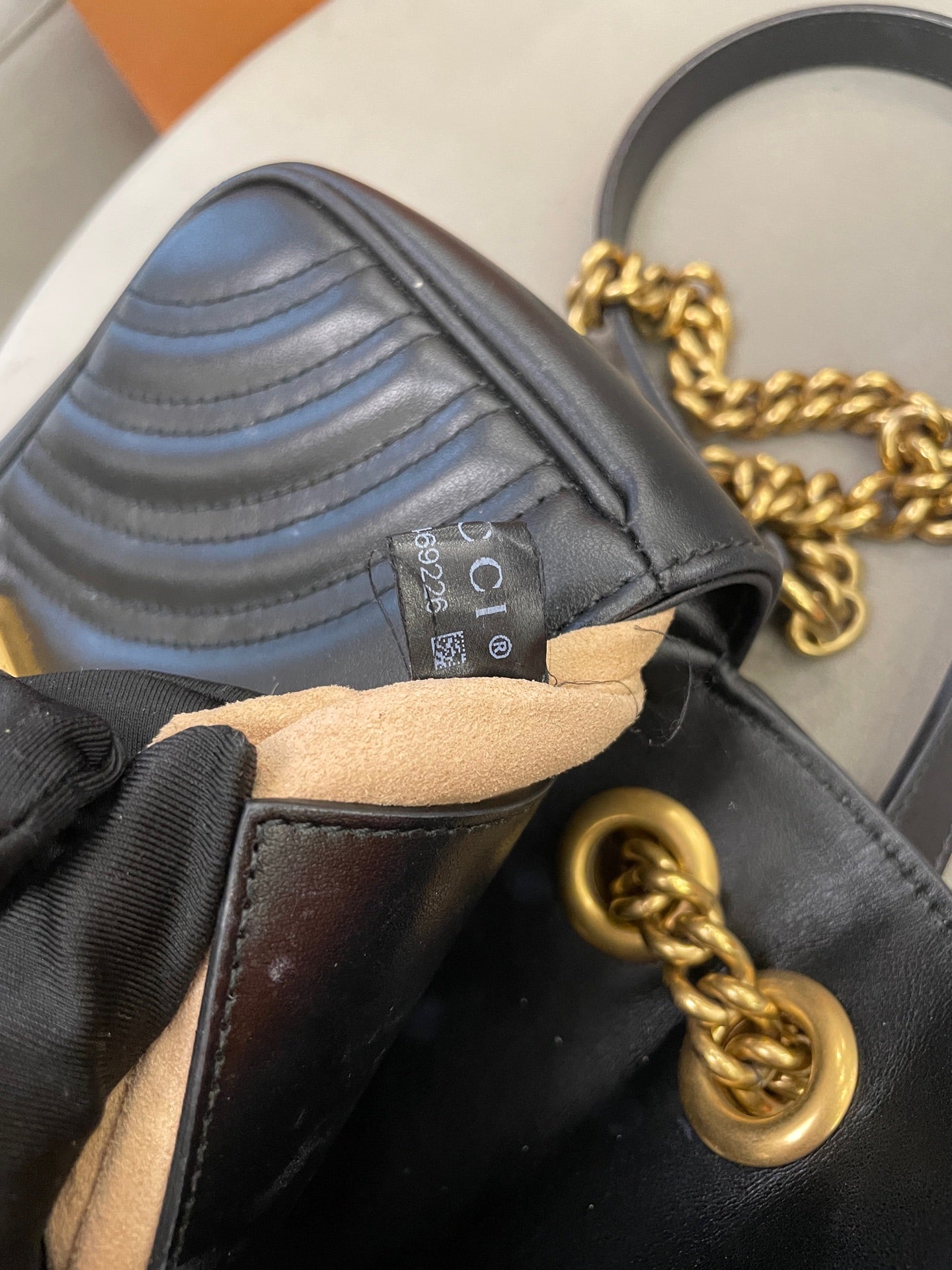 Gucci - GG Marmont Matelassé Mini Shoulder Bag - Leather - Black with Gold-Tone Hardware - (mini)