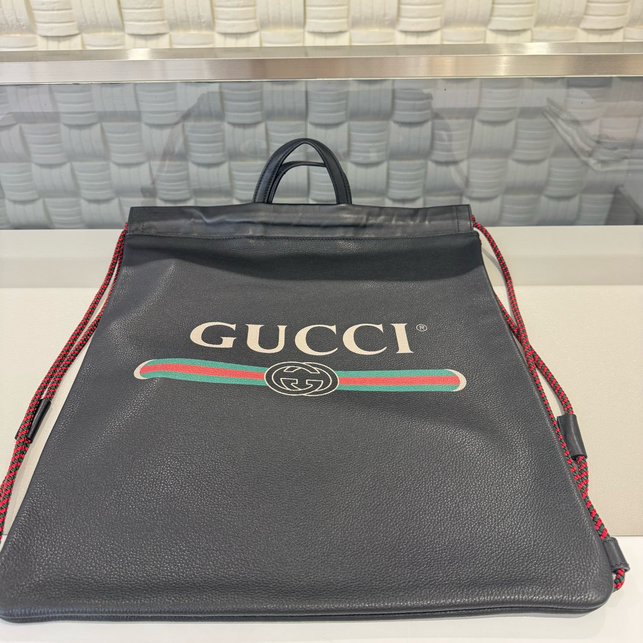 Gucci - All-Leather Drawstring Backpack with Web Logo - Leather - Black - (Large)