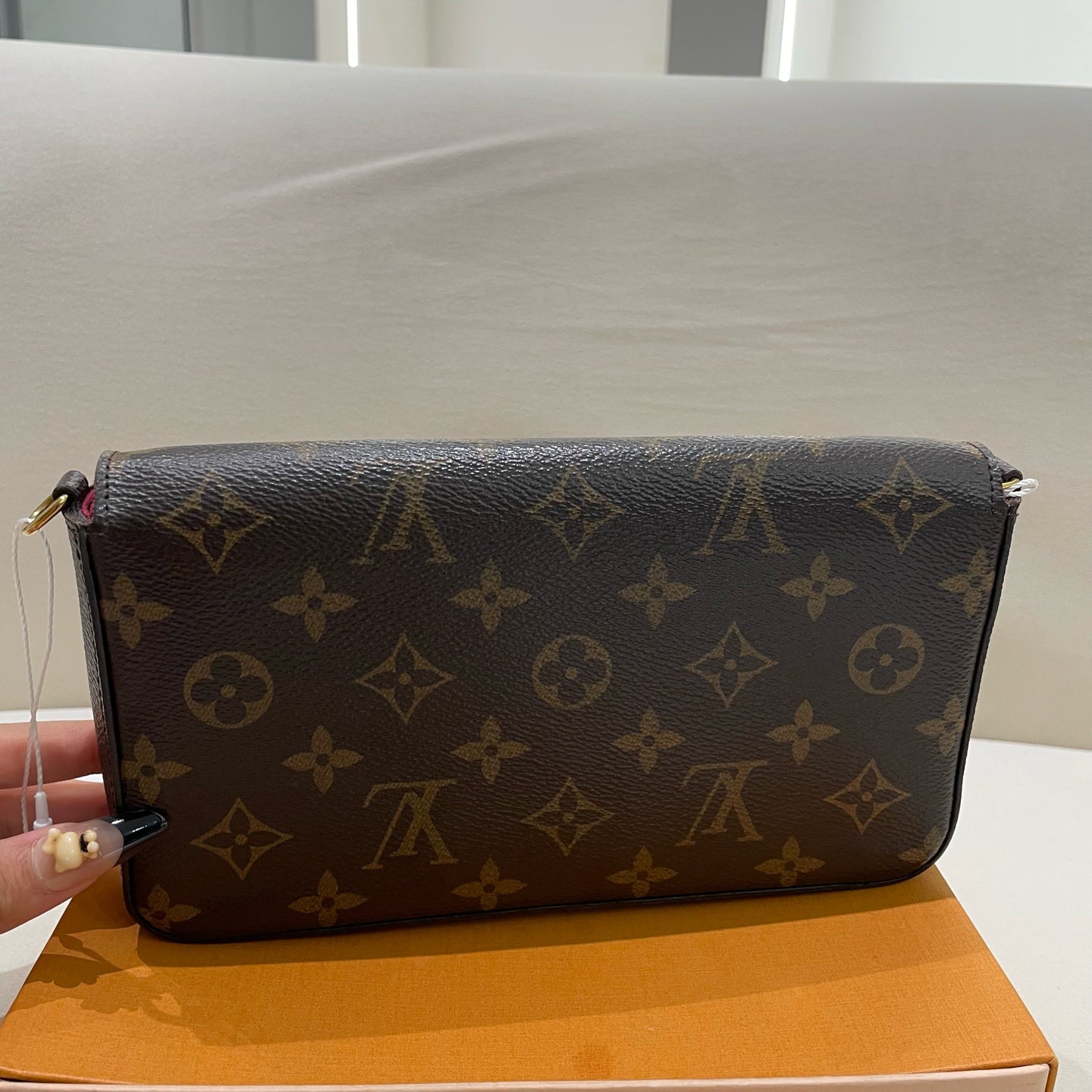Louis Vuitton - Pochette Félicie - Monogram coated canvas with grained leather trim and interior - Brown - (mini)
