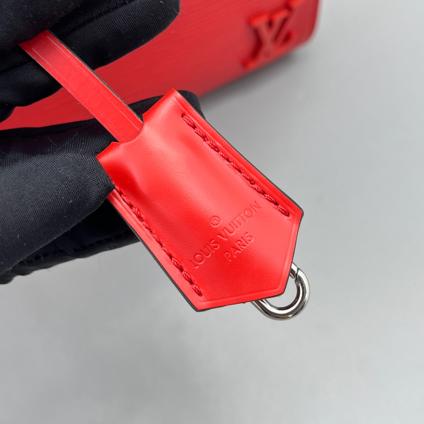 Louis Vuitton - Cluny BB - Epi leather - Red - (Medium)