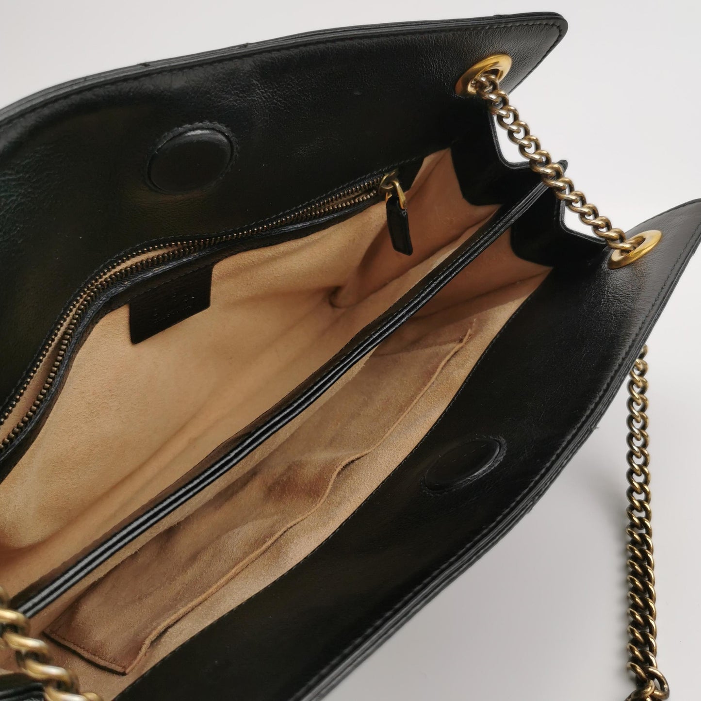 Gucci - GG Marmont Matelassé Flap Bag - Leather - Black - (medium)