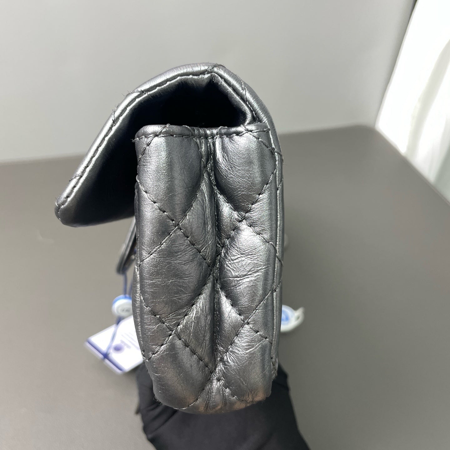 Chanel - 2.55 Flap Baguette - Pearlescent cowhide leather - Silver - (small)