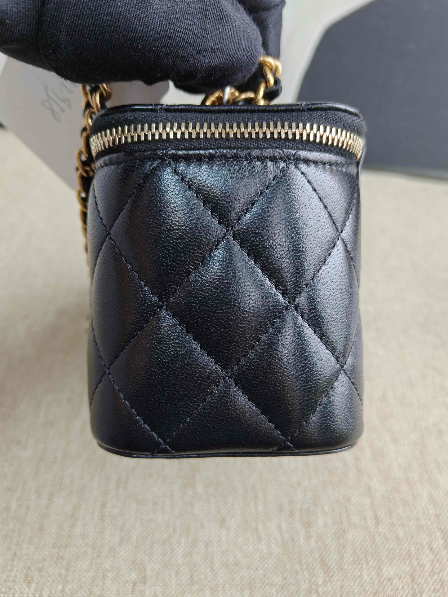 Chanel - Clutch With Chain - Lambskin leather - Black - (mini)