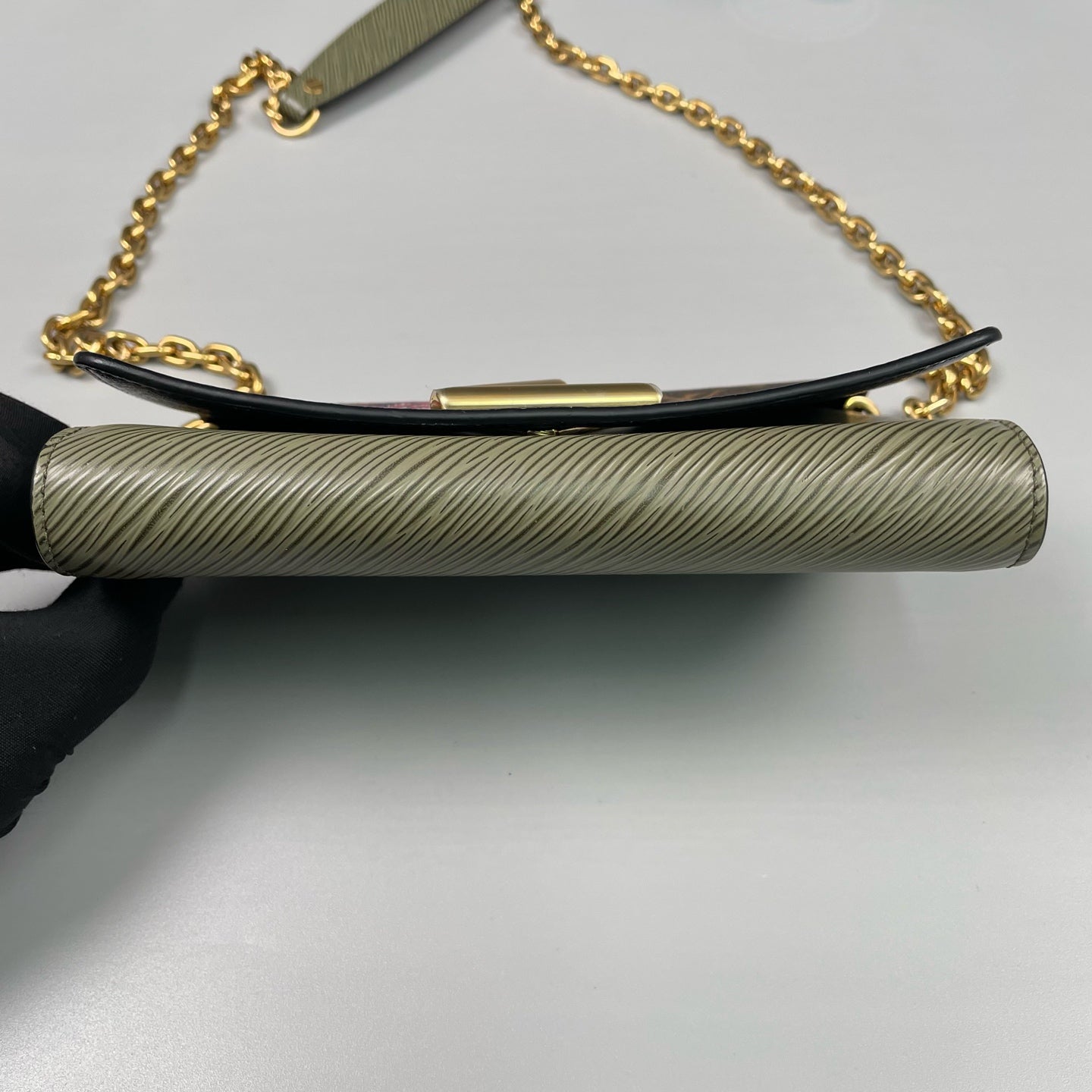 Louis Vuitton - Sanbon Kanzai Limited Edition Twist WOC Chain Bag - Monogram coated canvas and Epi leather - Brown, Multicolour and Green - (mini)
