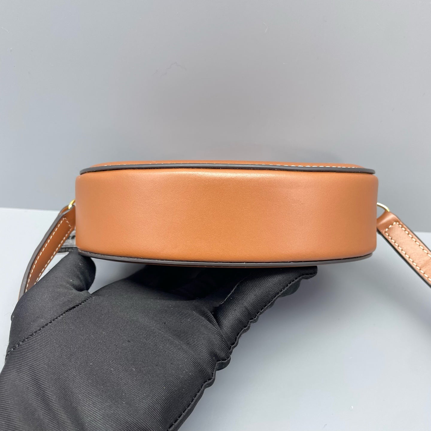 Celine - Triomphe Oval Bag - Leather - Caramel - (Mini)