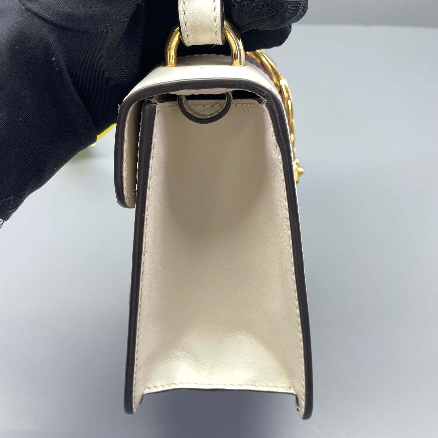 Gucci - Sylvie Top Handle Mini Bag - Leather - White - (small)