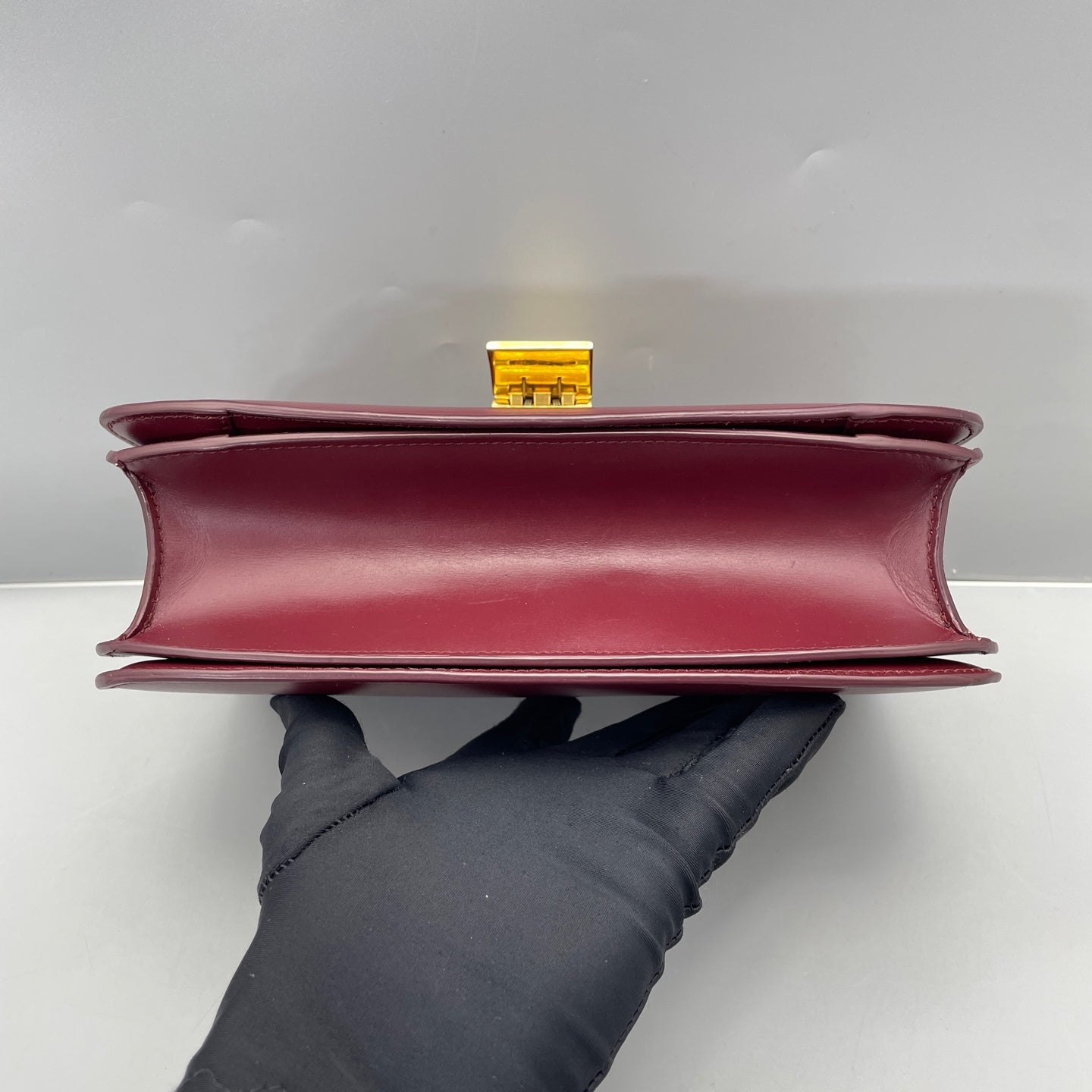 Celine - Box Bag Medium - Smooth Calfskin Leather - Burgundy - (medium)