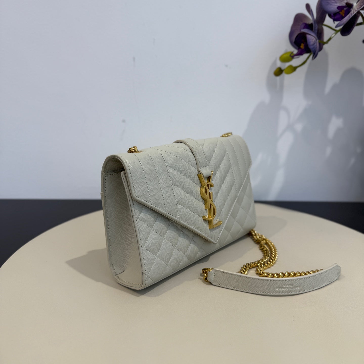 Saint Laurent - Envelope Wallet-on-Chain (WOC) - Caviar leather - White - (Small)