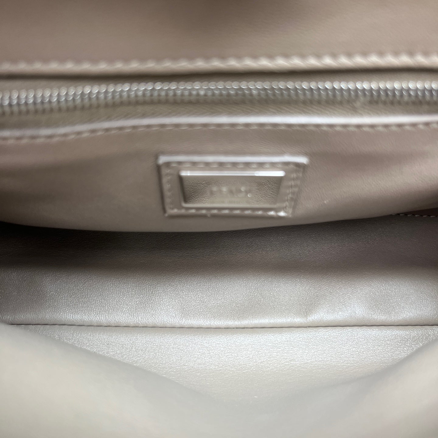 Fendi - Peekaboo - Leather - Grey - (Small)