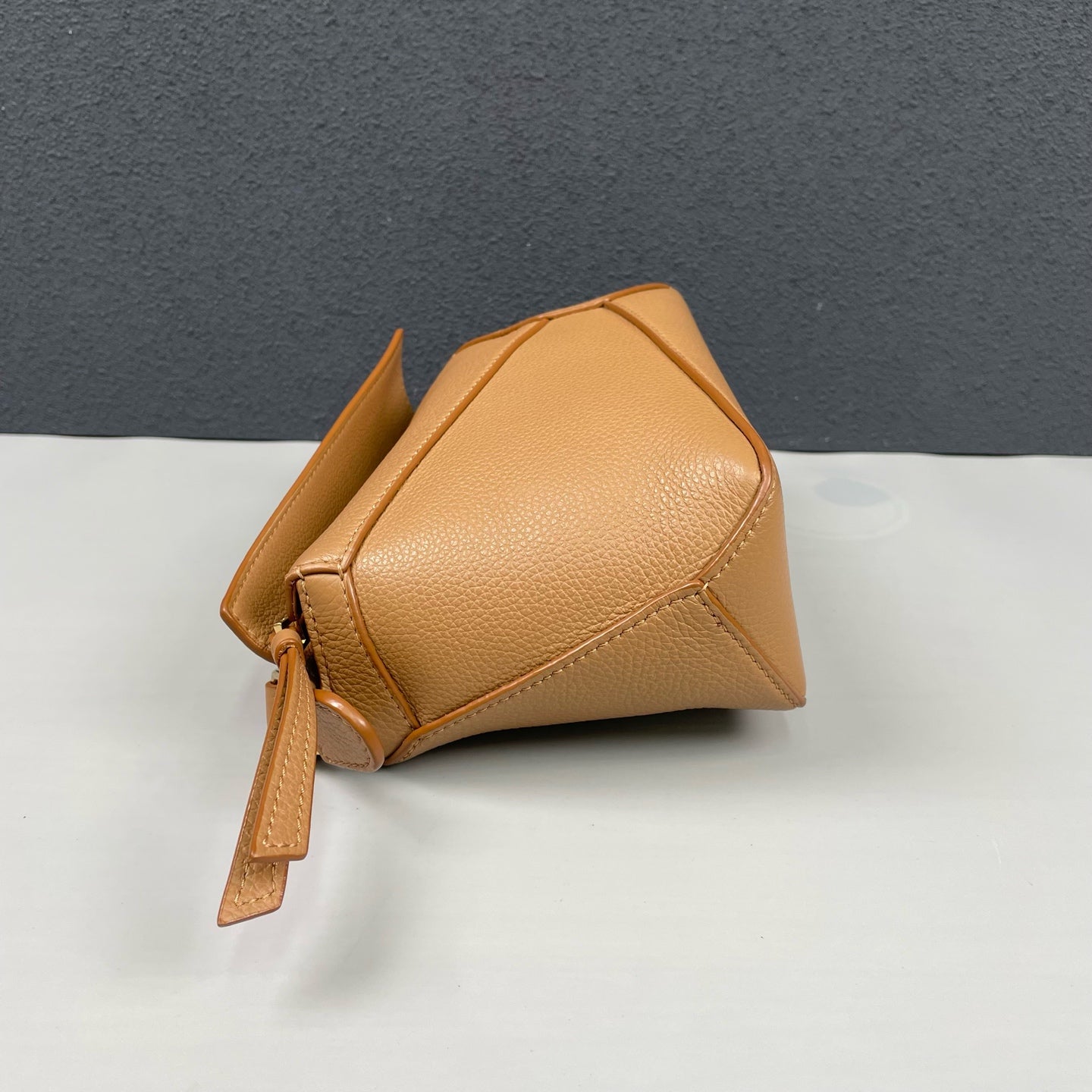 Loewe - Puzzle Mini - Grained calfskin leather - Toffee - (mini)