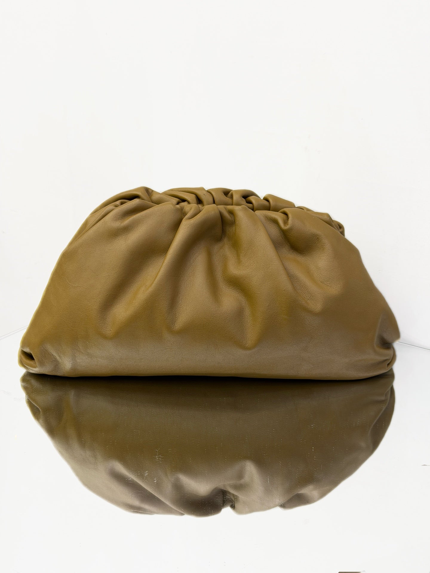 Bottega Veneta - The Pouch - Leather - Camel - (Large)