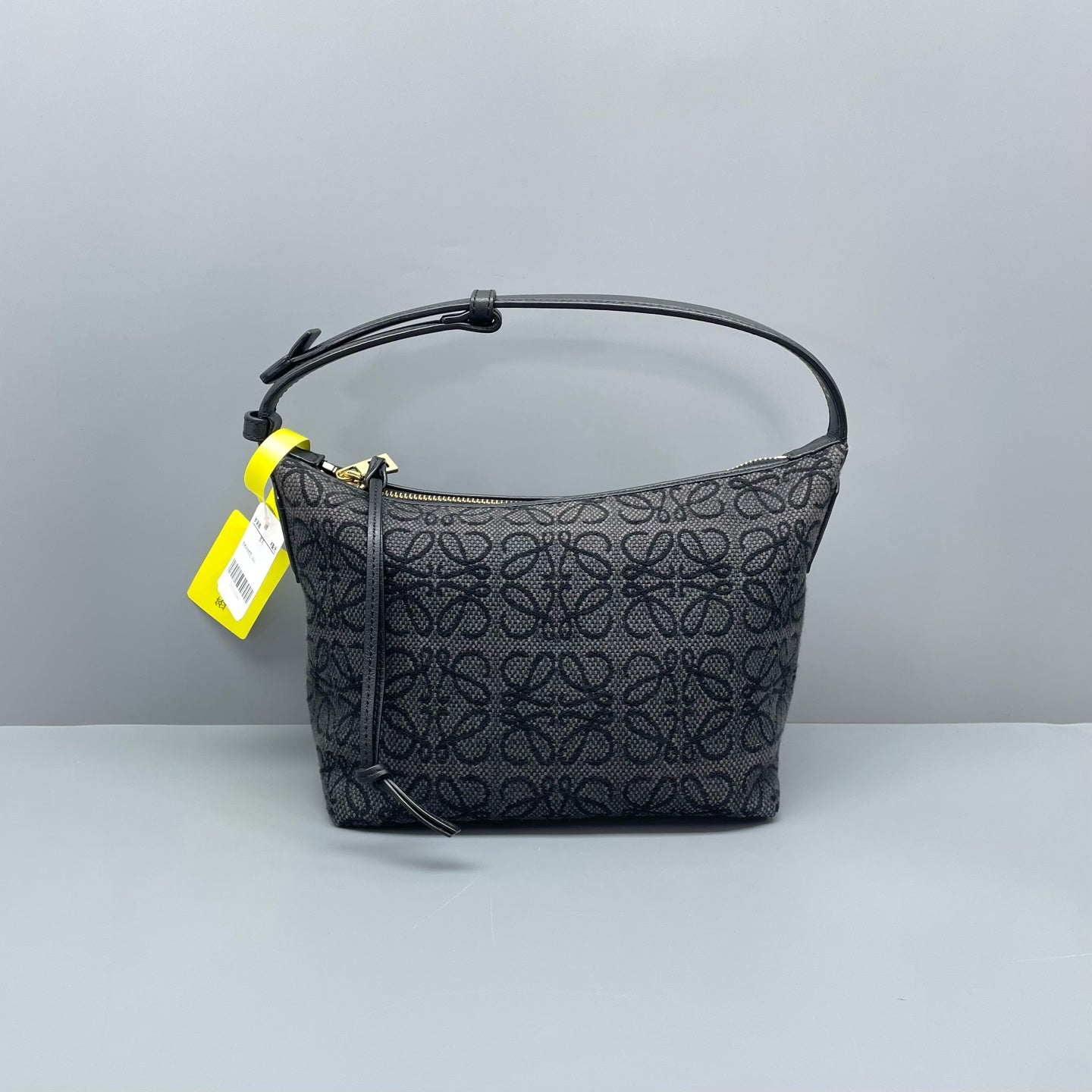 Loewe - Cubi Bag L7210 - Woven jacquard textile with calfskin leather trim - Black - (Mini)