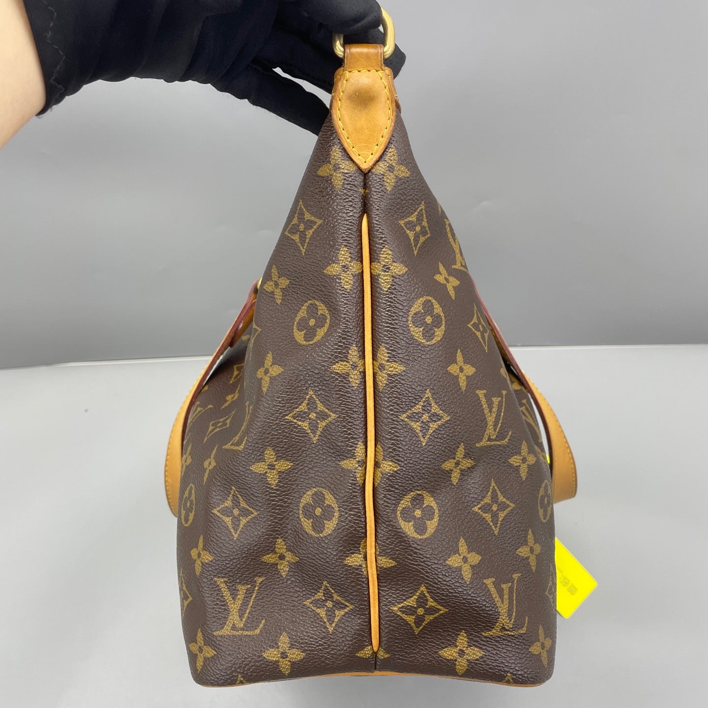Louis Vuitton - Paramount Small (PM) - Monogram coated canvas with Vachetta leather trim - Brown - (small)