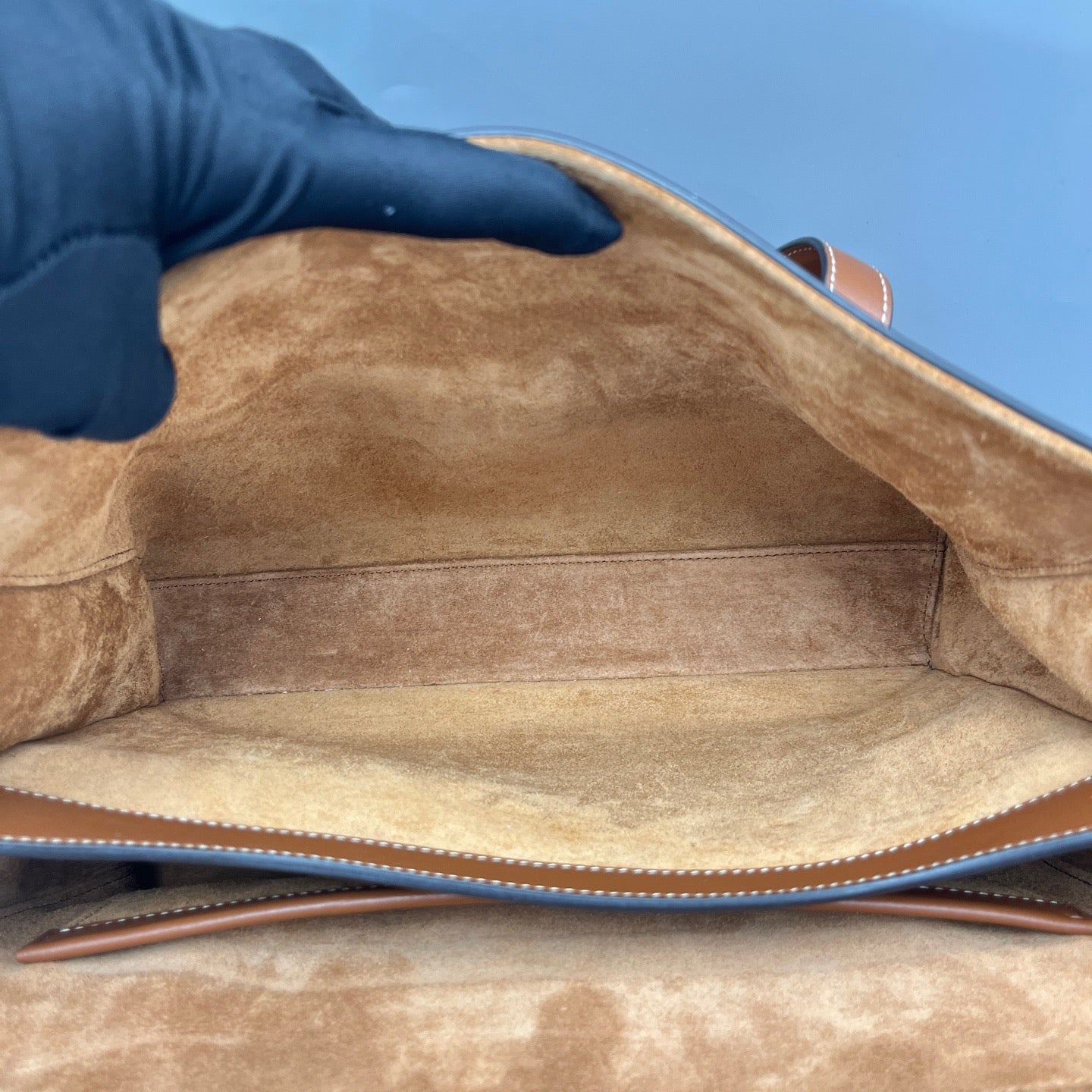 Celine - Soft 16 Medium - Smooth calfskin leather - Brown - (Medium)