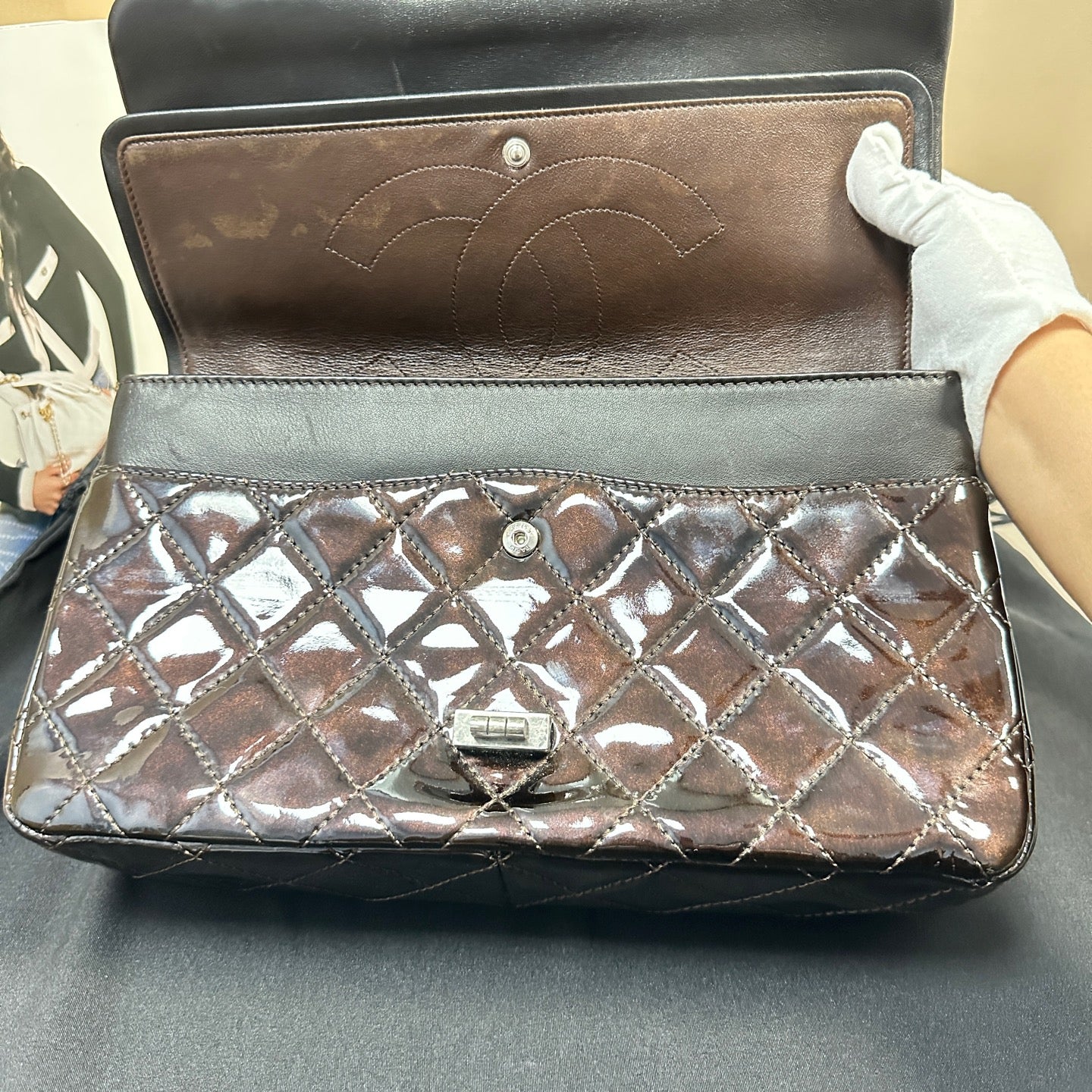 Chanel - 2.55 Double Flap Bag - Patent leather - Brown - (Large)