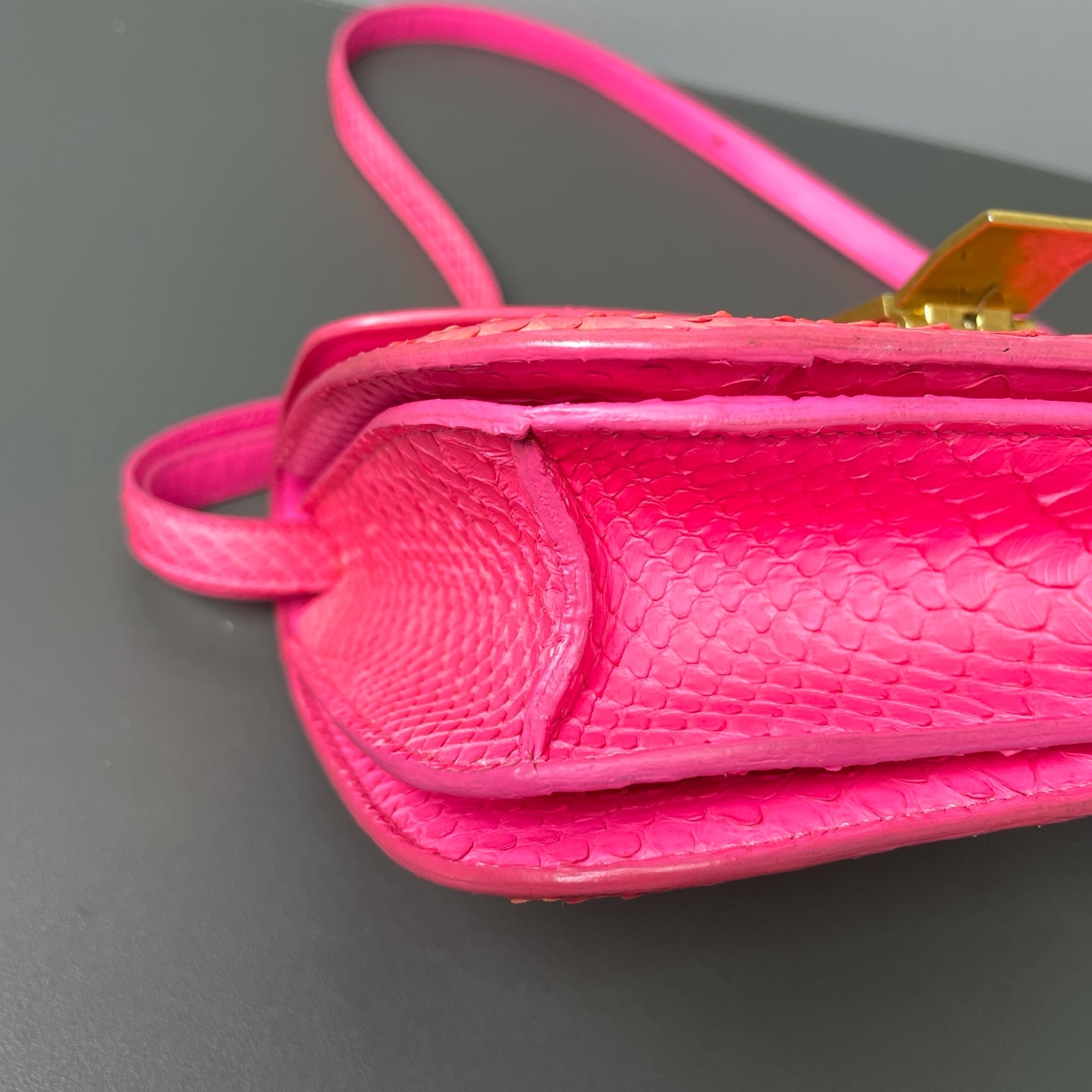 Celine - Classic Box Bag - Exotic leathers - Python - Pink - (Medium)