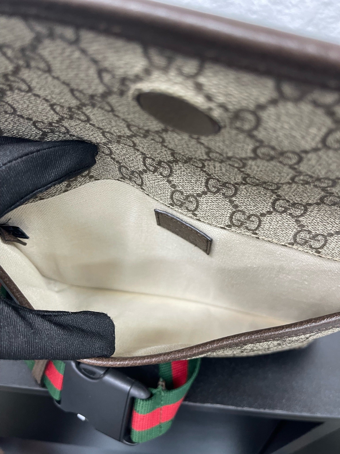 Gucci - GG Supreme Tiger Head Belt Bag - Coated canvas with leather trim - Brown - (medium)