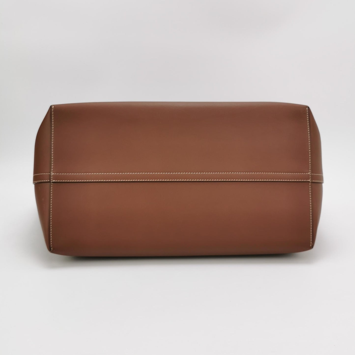 Burberry - Medium Pocket Bag - Grained leather - Brown - (Medium)