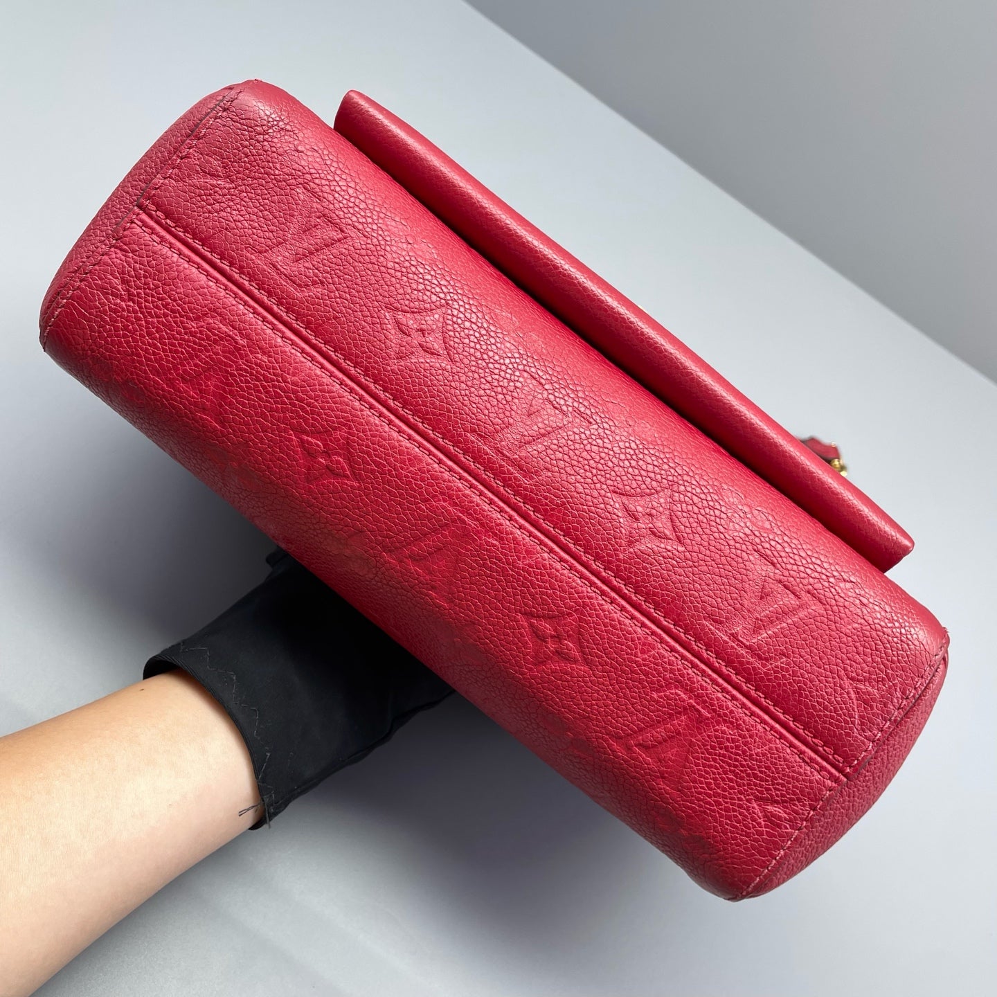 Louis Vuitton - Vavin PM - Empreinte Monogram leather - Red - (Medium)