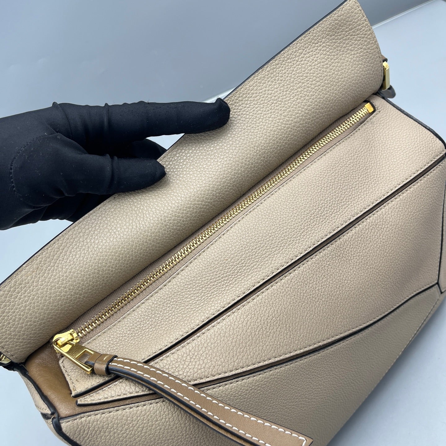 Loewe - Puzzle Bag - Grained leather - Beige - (medium)