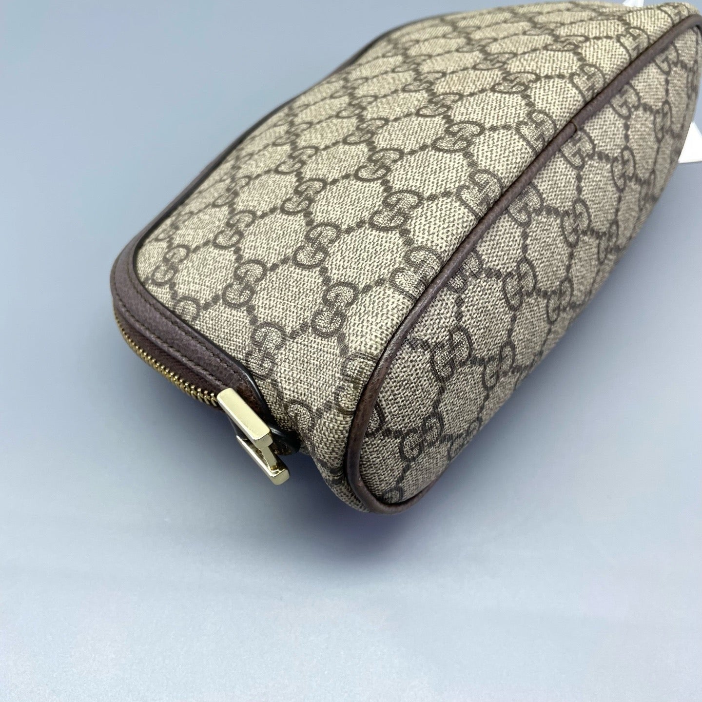 Gucci - Ophidia Cosmetic Pouch - GG Supreme canvas with leather trim - Brown - (small)