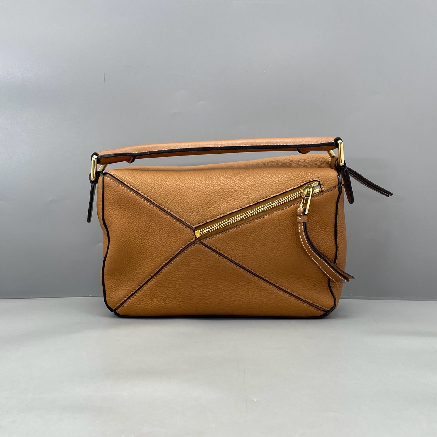 Loewe - Puzzle - Grained calfskin leather - Caramel - (Small)