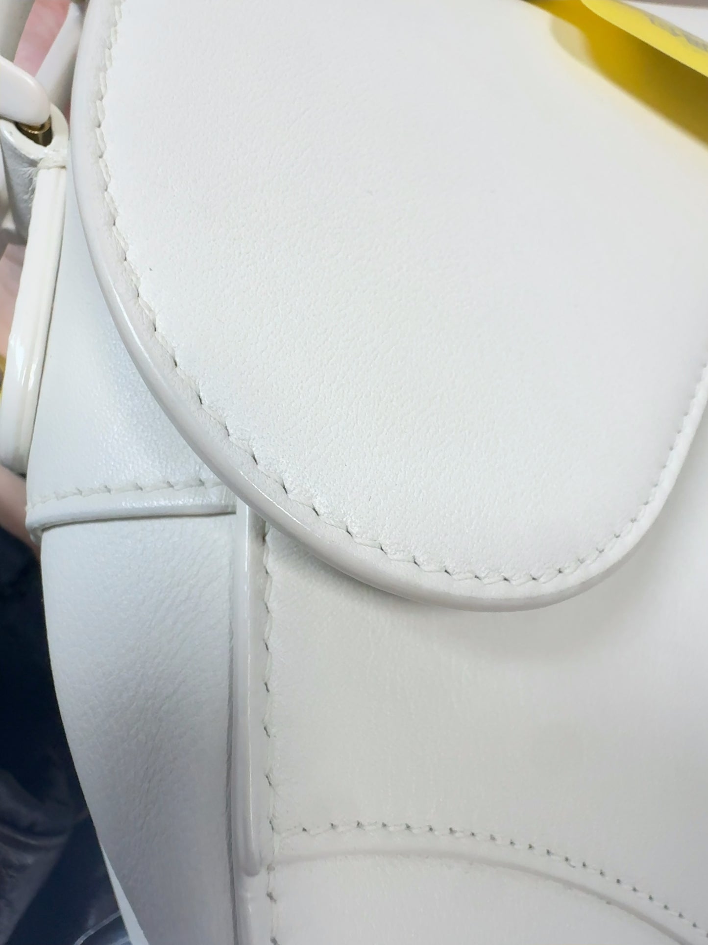 Dior - Saddle Bag - Leather - White - (Medium)