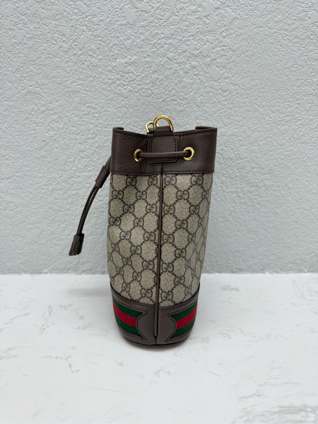 Gucci - Ophidia Small Bucket Bag - GG Supreme canvas with leather trim - Beige and Brown with Red and Green Web stripe - (Small)