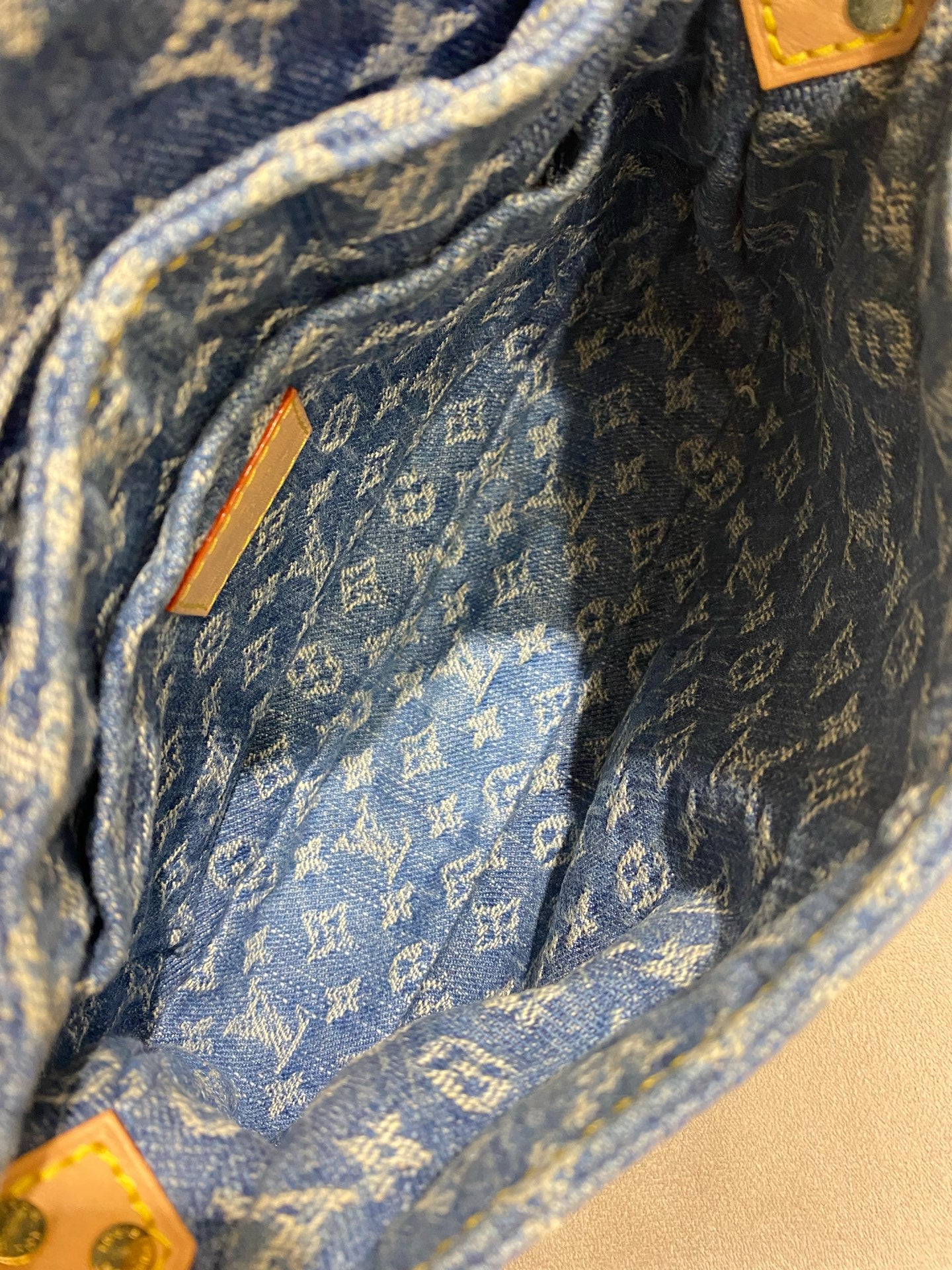 Louis Vuitton - Sunset - Denim - Jeans - Blue - (medium)