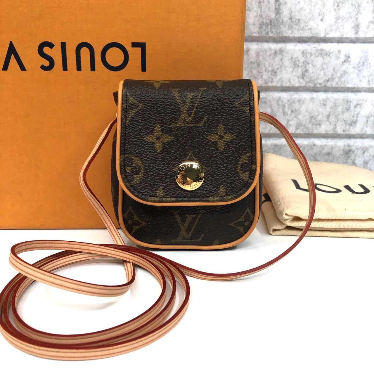 Louis Vuitton - Cancun - Monogram coated canvas with Vachetta leather trim - Brown - (mini)