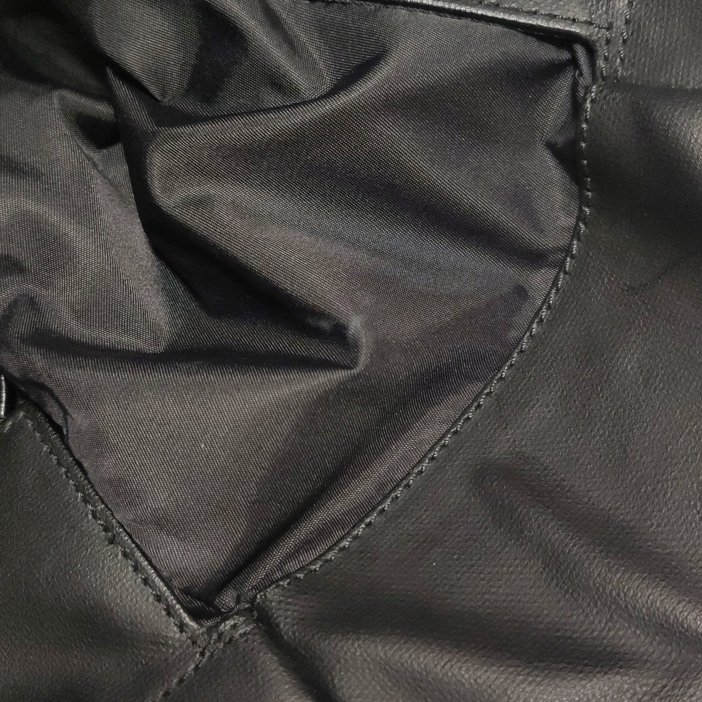Chanel - Vintage Tote Bag - Quilted leather and canvas - Black - (large)