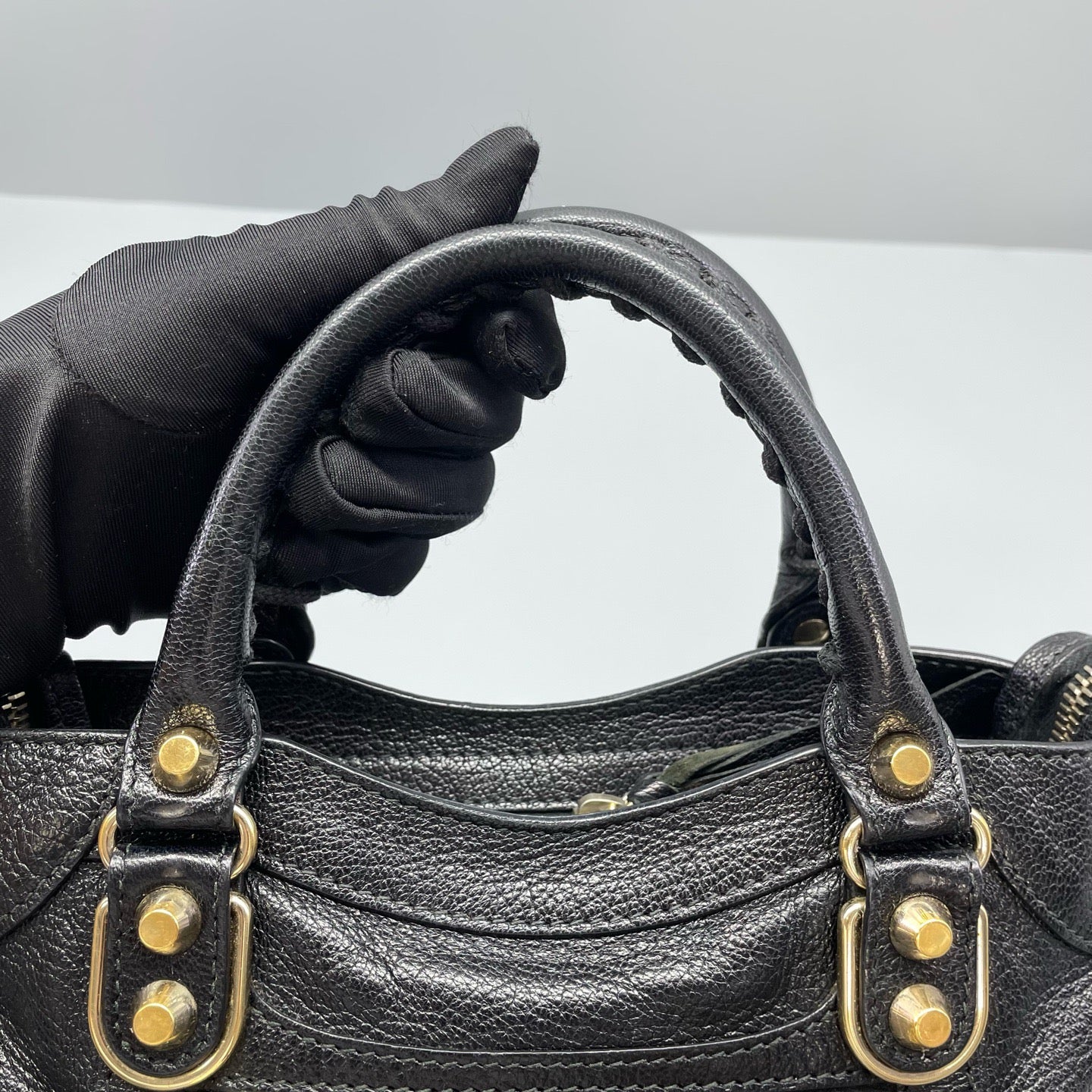 Balenciaga - Classic City Mini - Grained lambskin leather - Black - (mini)