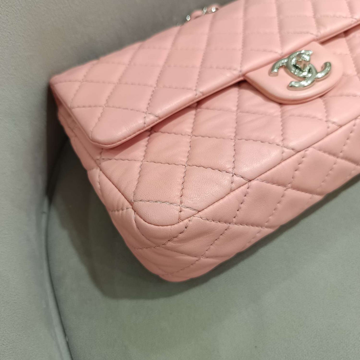 Chanel - Classic Double Flap Bag - Lambskin leather - Pink - (Medium)