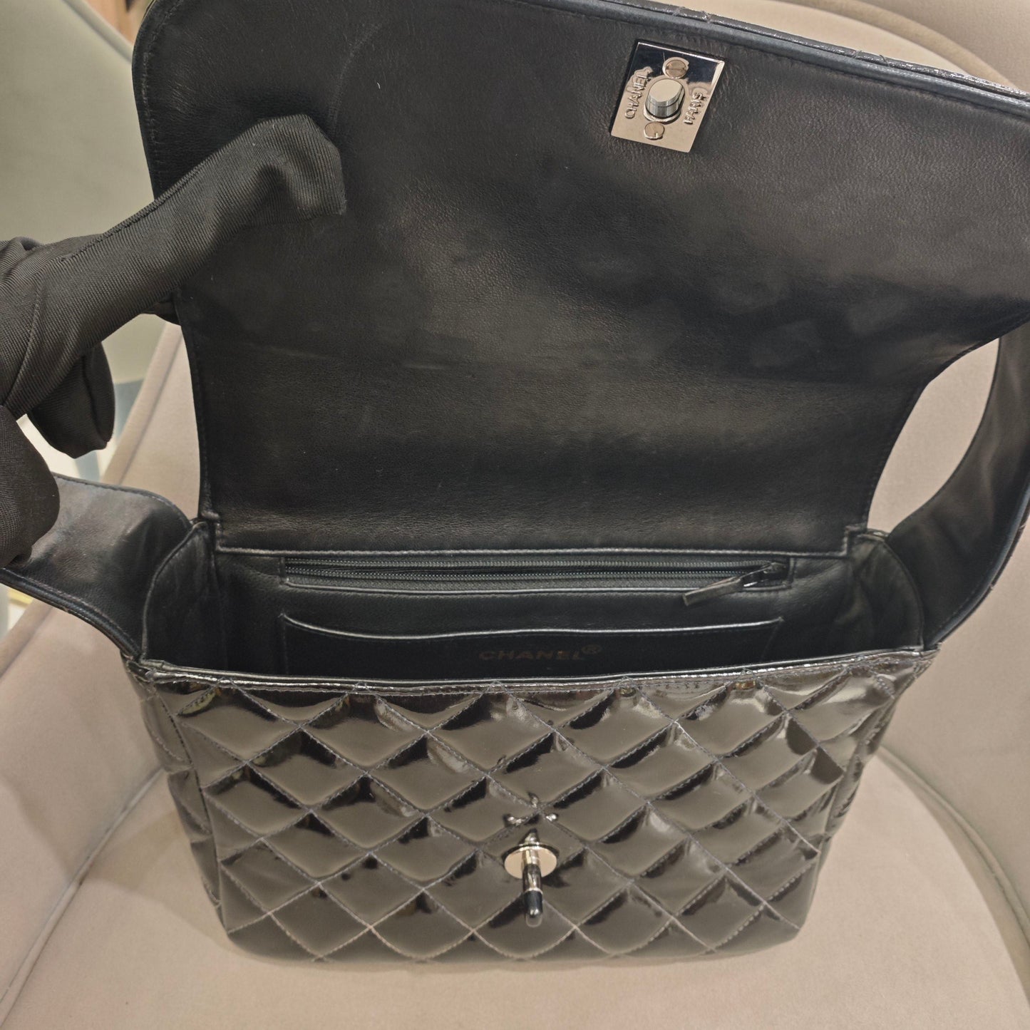 Chanel - Vintage Camera Shoulder Bag - Patent leather - Black - (small)