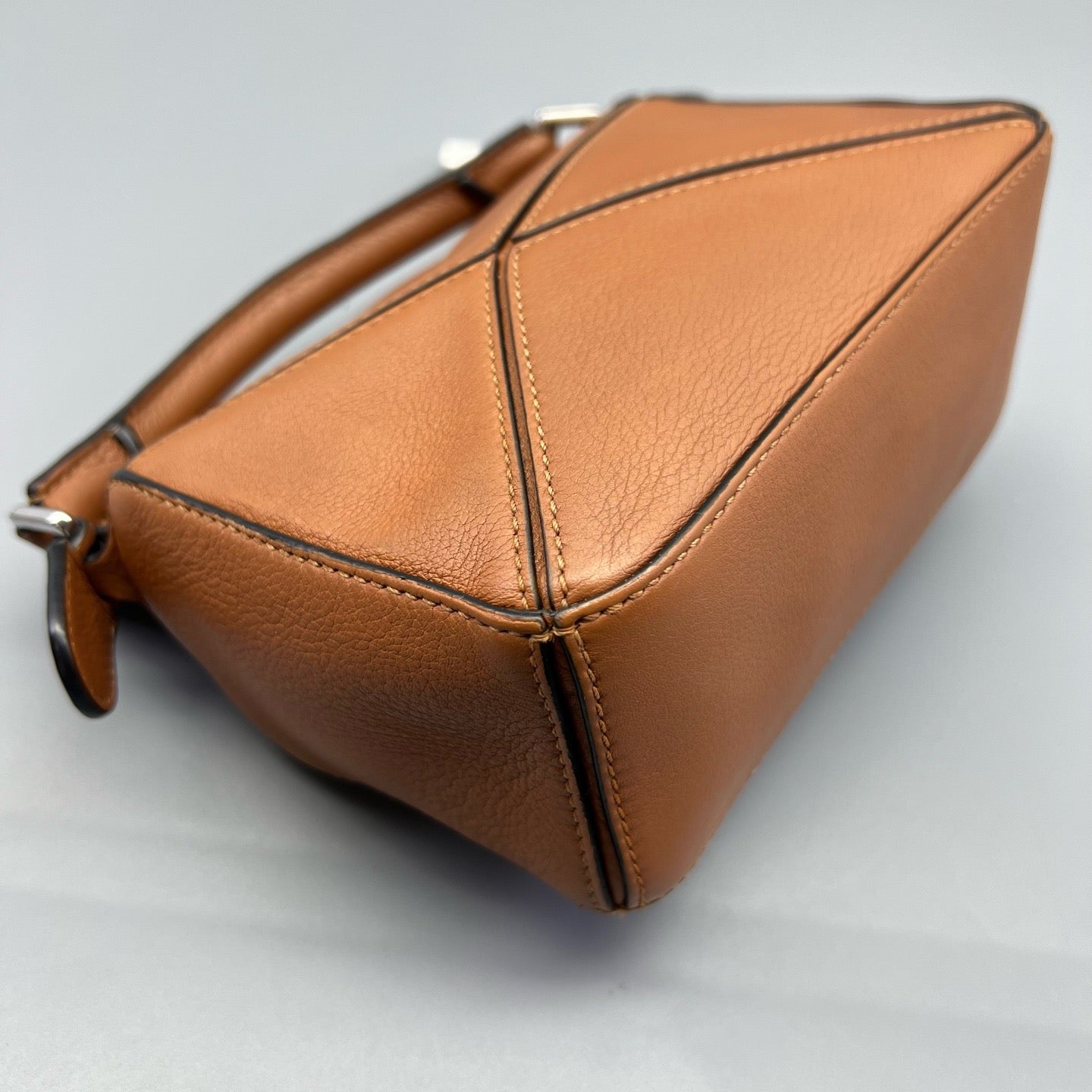 Loewe - Puzzle Mini - Pebbled calfskin leather - Caramel - (mini)