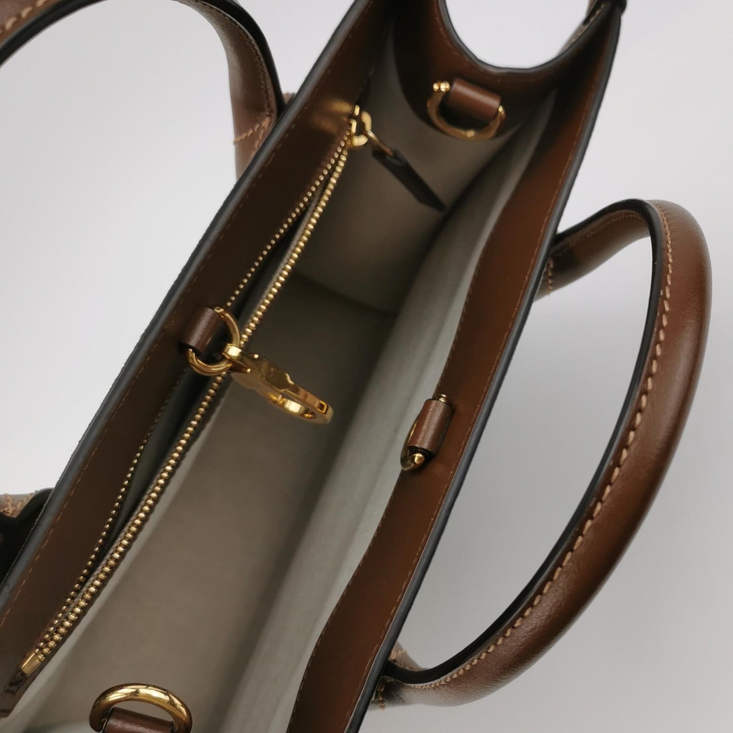 Gucci - Interlocking Double G Tote Bag - GG Supreme canvas and leather trim - Beige, Ebony, and Brown - (Medium)