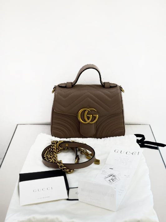 Gucci - GG Marmont Matelassé Top Handle Messenger Bag - Matelassé chevron-quilted calfskin leather - Taupe beige with Antique Gold-Tone Hardware - (mini)